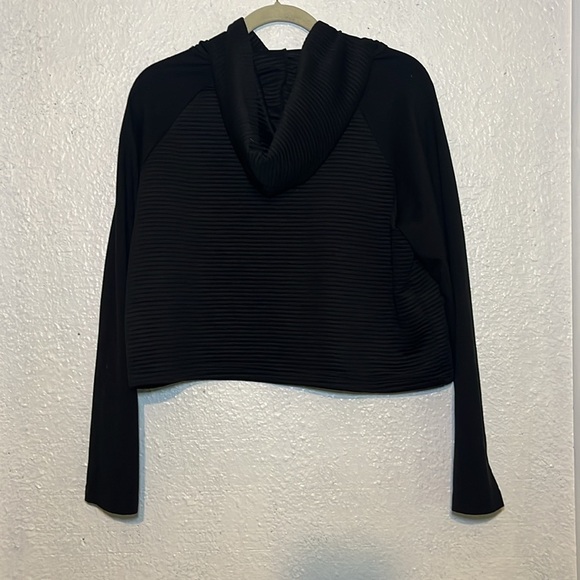 Daisy Fuentes fit like ribbed, hooded sweater size large - Picture 7 of 8